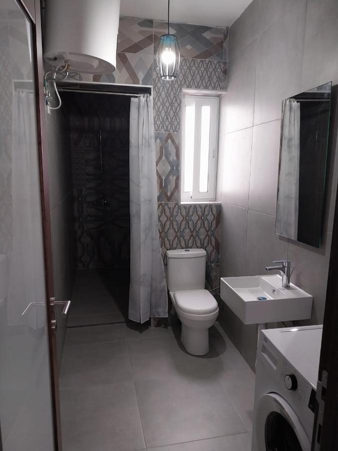 St Gaetans Studio Apartment 6A Hamrun Luaran gambar