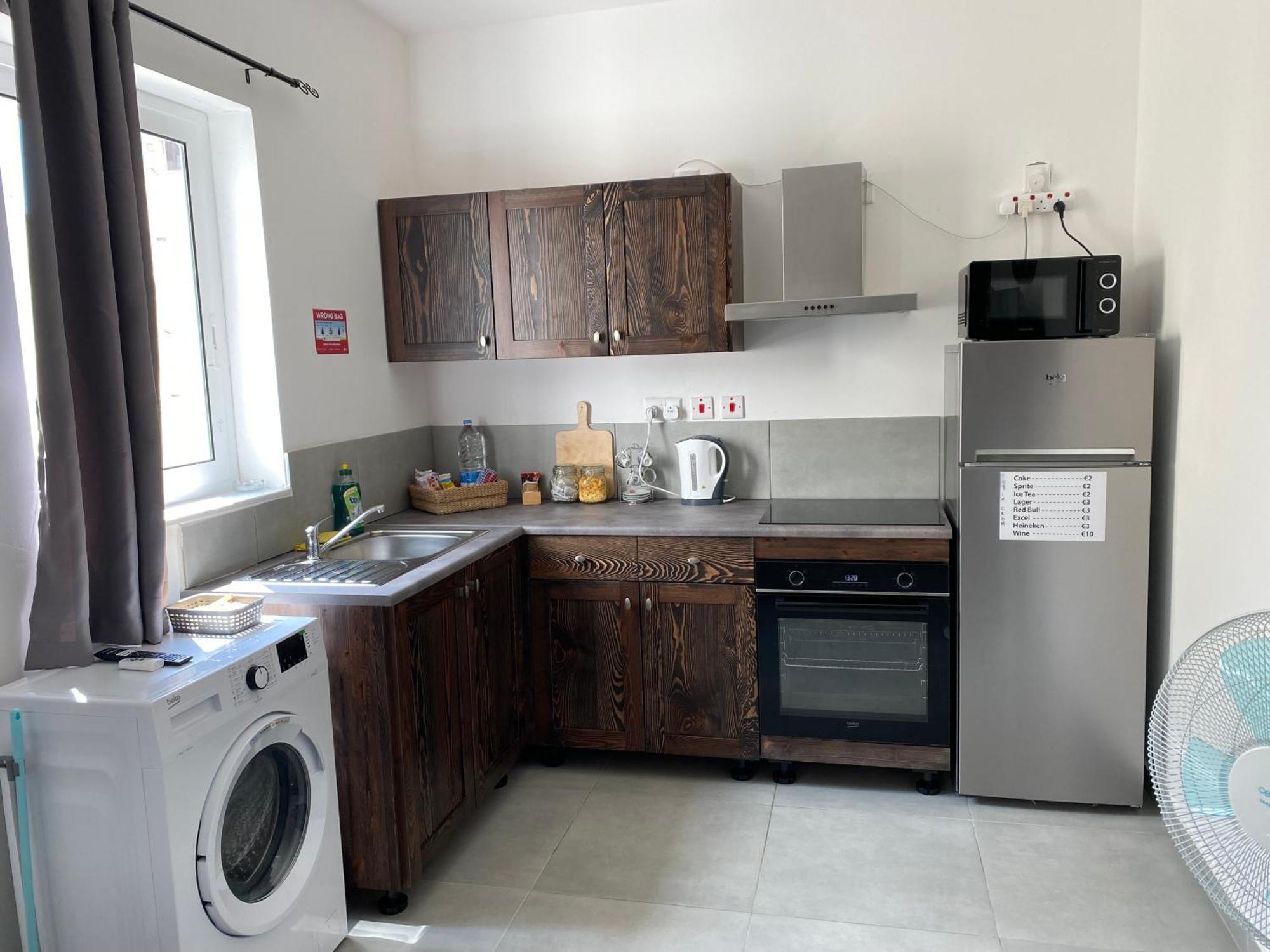 St Gaetans Studio Apartment 6A Hamrun Luaran gambar